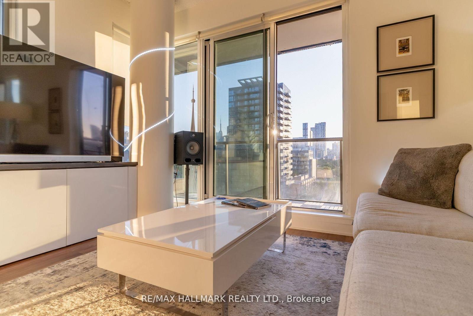 813 - 260 Sackville Street, Toronto, Ontario  M5A 0B3 - Photo 5 - C12668770