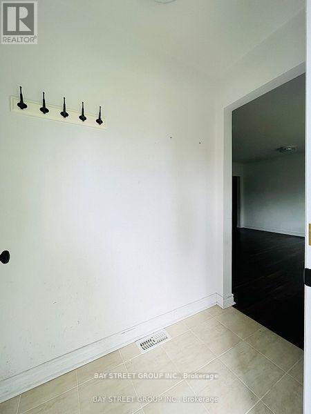 72 Caines Avenue, Toronto, Ontario  M2R 2L3 - Photo 1 - C12668850