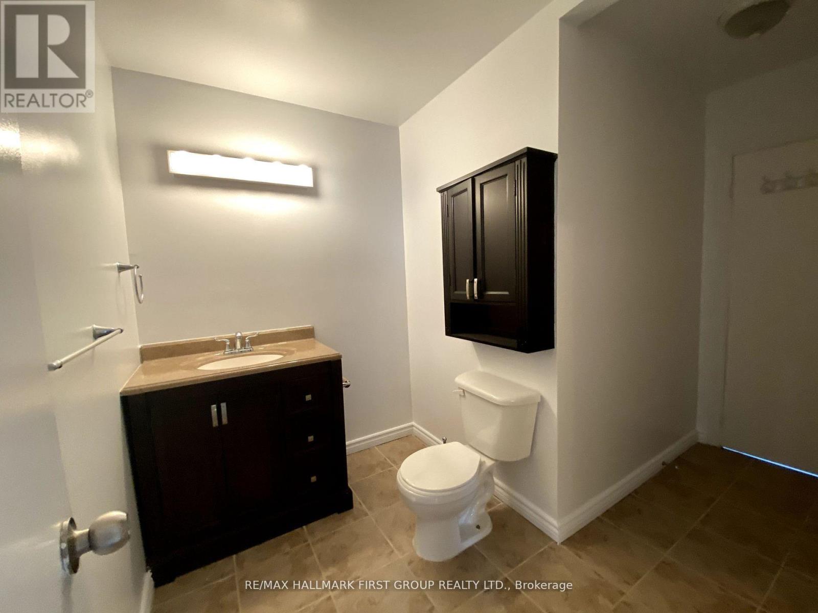 973 Mink Street, Pickering, Ontario L1W 2G6 - Photo 13 - E12668782