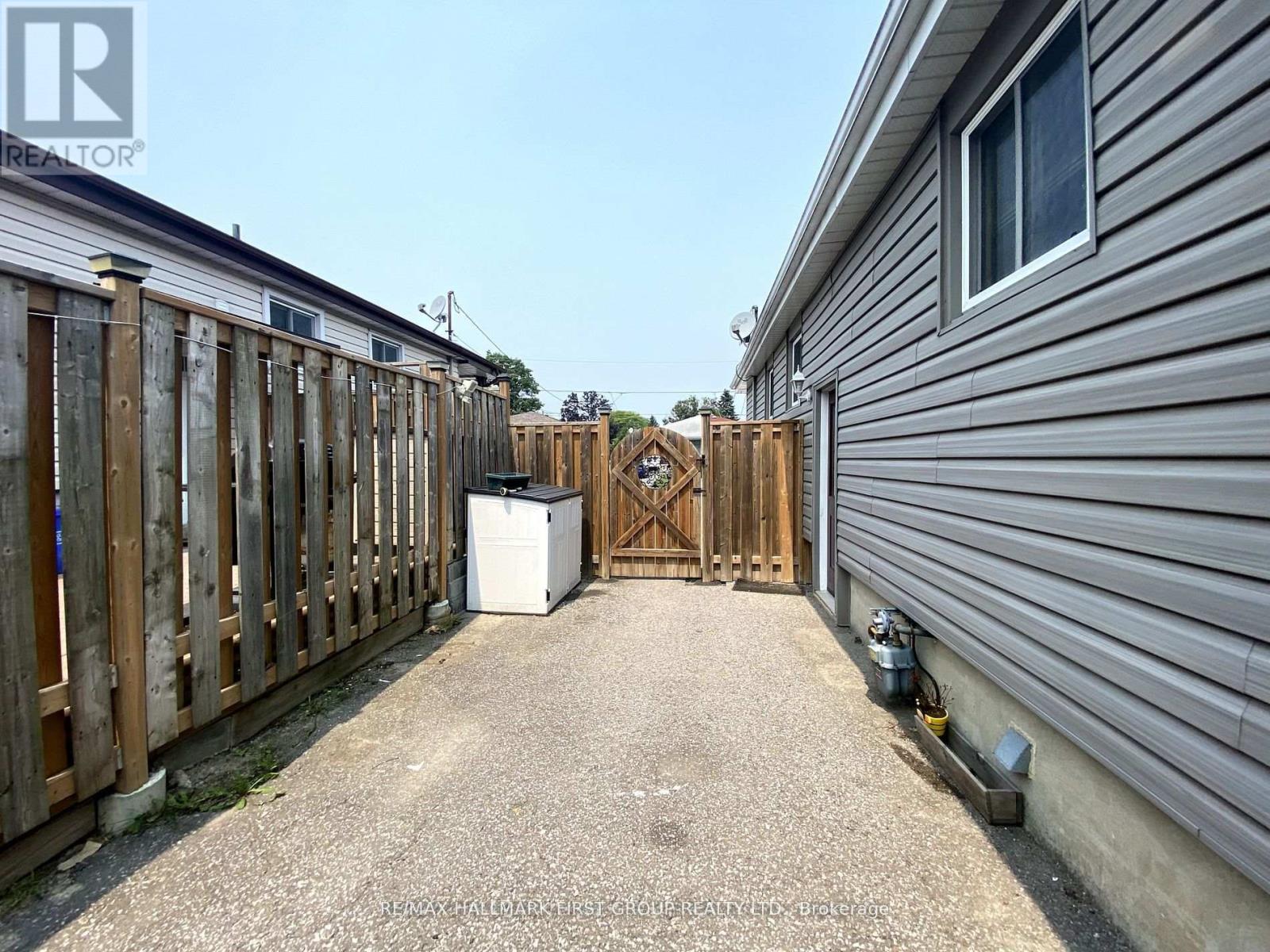 973 Mink Street, Pickering, Ontario L1W 2G6 - Photo 14 - E12668782