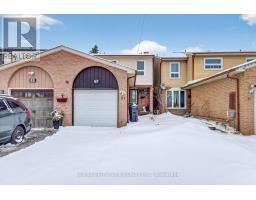61 WARWICK CASTLE COURT, Toronto, Ontario