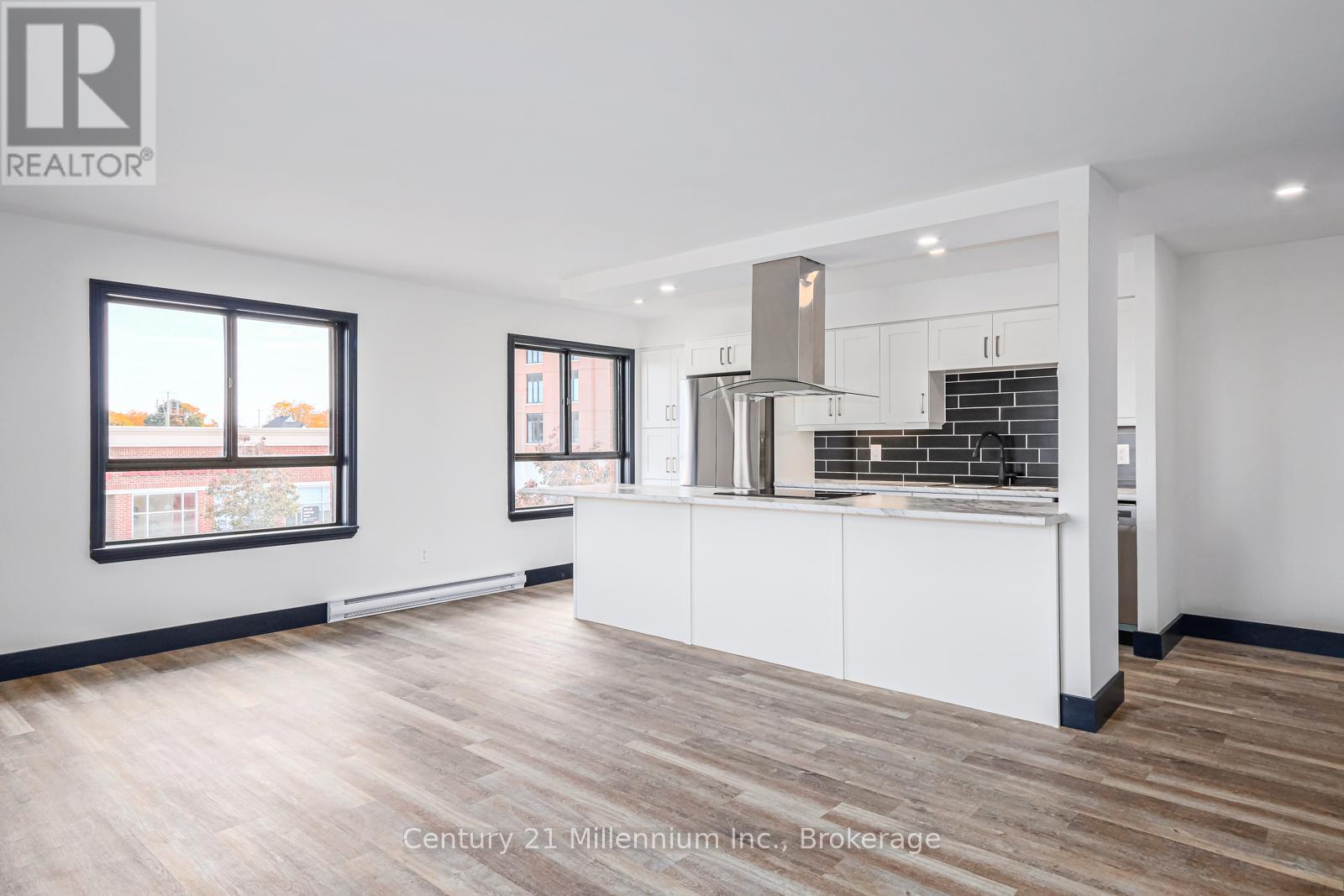 2---250-HURONTARIO-STREET, Collingwood