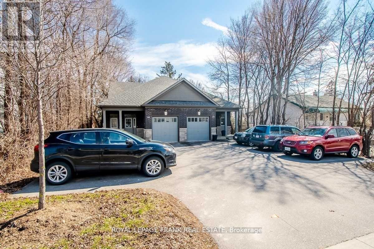 805a Dundas Street W, Whitby, Ontario  L1N 2N6 - Photo 3 - E12669010