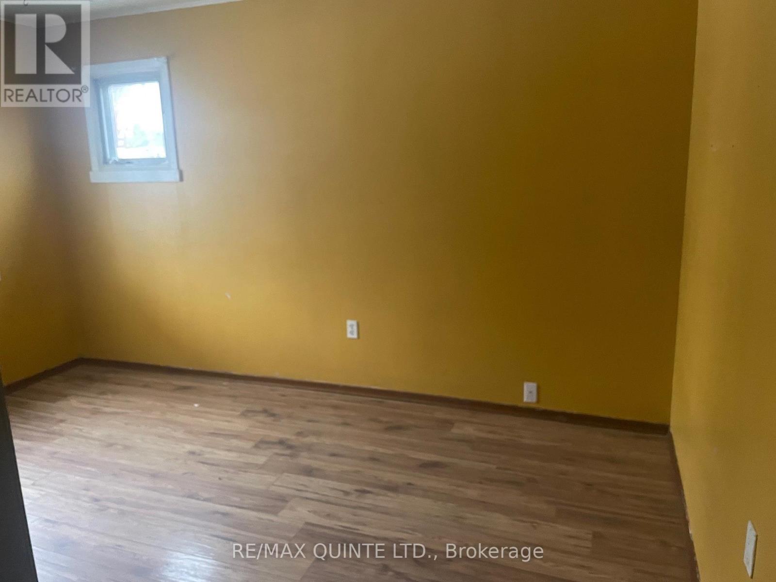 Photo 3 of 13 for 55 Connaught Avenue