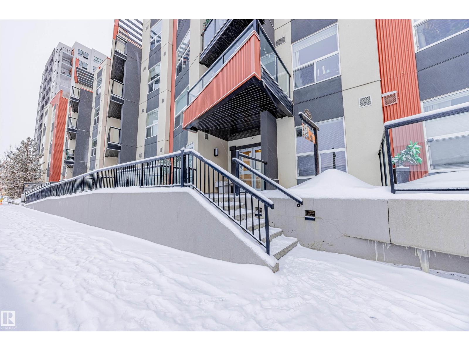 #121 10523 123 St Nw, Edmonton, Alberta T5N 1N9 - Photo 3 - E4468882