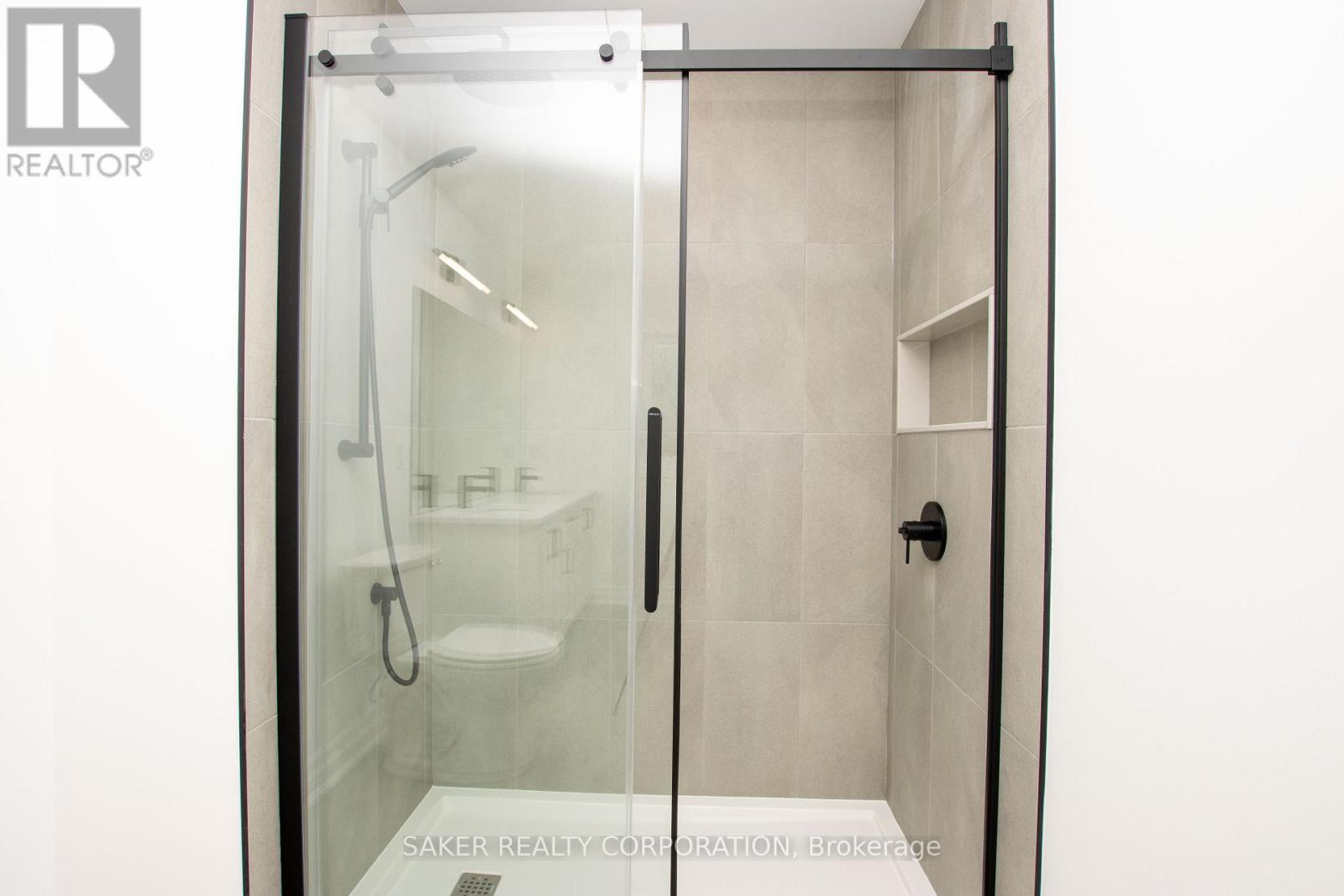 536 Regent Street, Strathroy-Caradoc, Ontario  N0L 1W0 - Photo 39 - X12668890