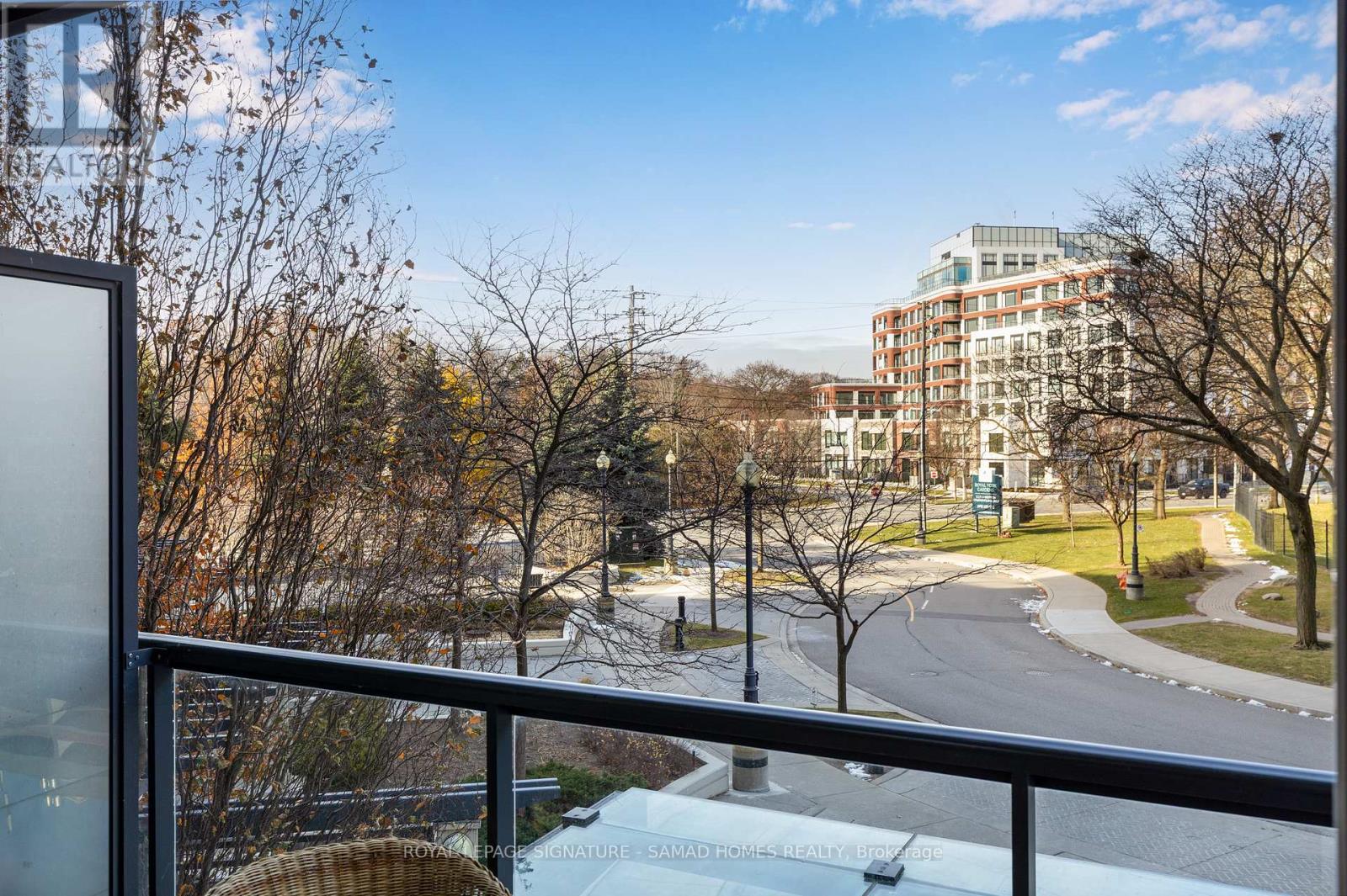 215 - 1135 Royal York Road, Toronto, Ontario  M9A 0C3 - Photo 9 - W12668768