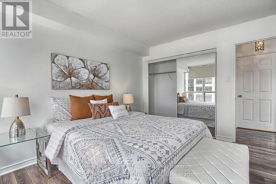 511 - 55 Elm Drive W, Mississauga, Ontario  L5B 3Z3 - Photo 33 - W12668816