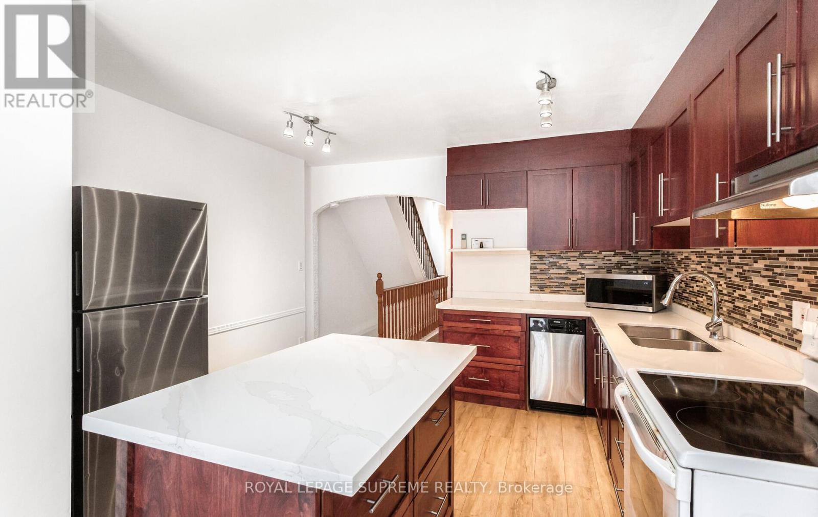 13 Royal Street, Toronto, Ontario  M6N 3Z3 - Photo 15 - W12668834