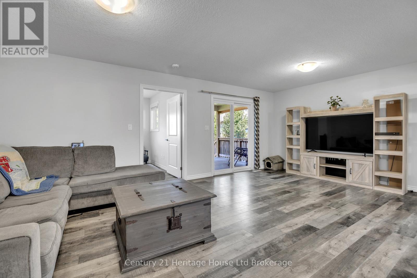 6 Sandy Court, Tillsonburg, Ontario  N4G 0H6 - Photo 8 - X12590126