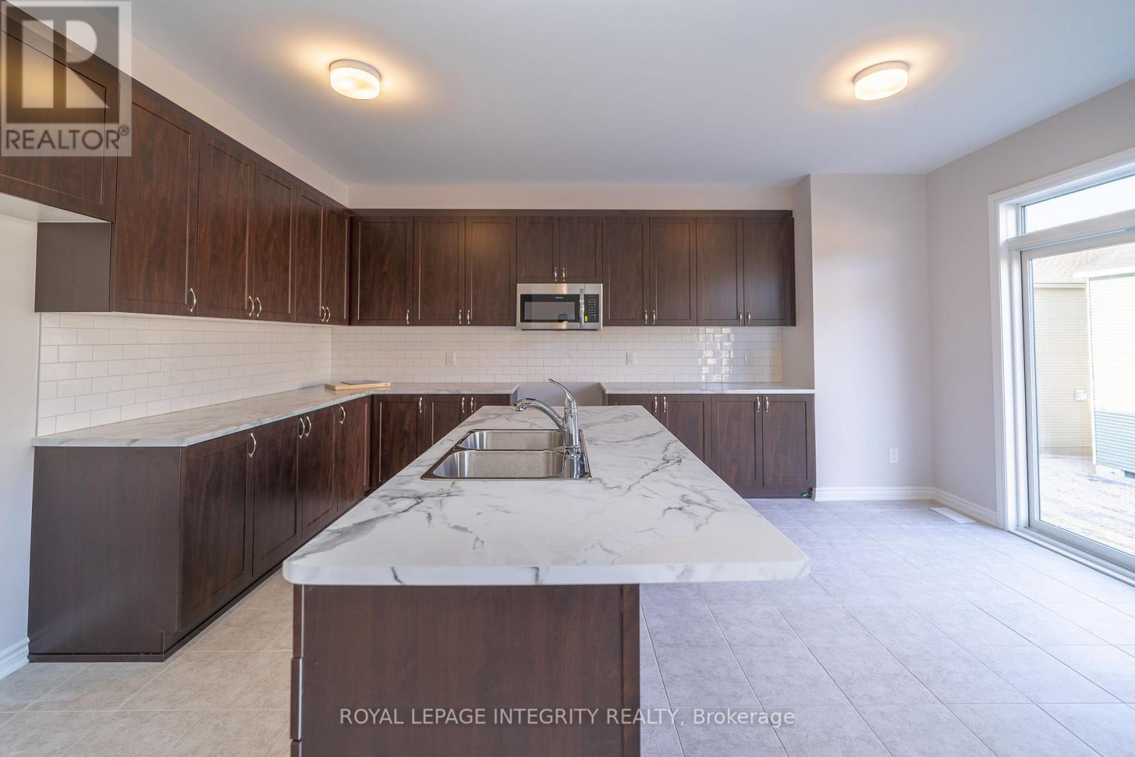 608 Rye Grass Way, Ottawa, Ontario  K2J 6Z8 - Photo 8 - X12668938