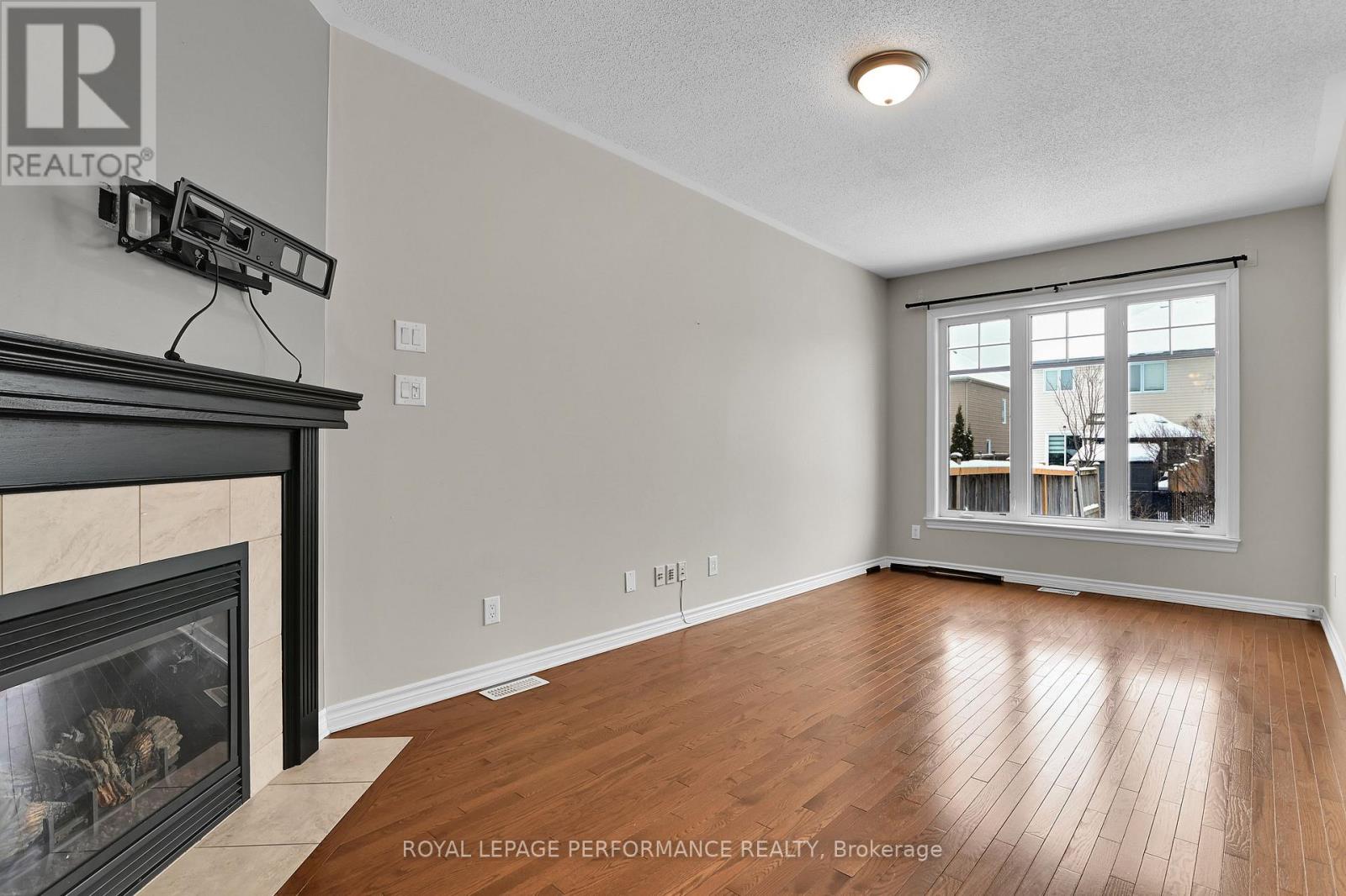 114 Mojave Crescent, Ottawa, Ontario  K2S 0H3 - Photo 13 - X12669034