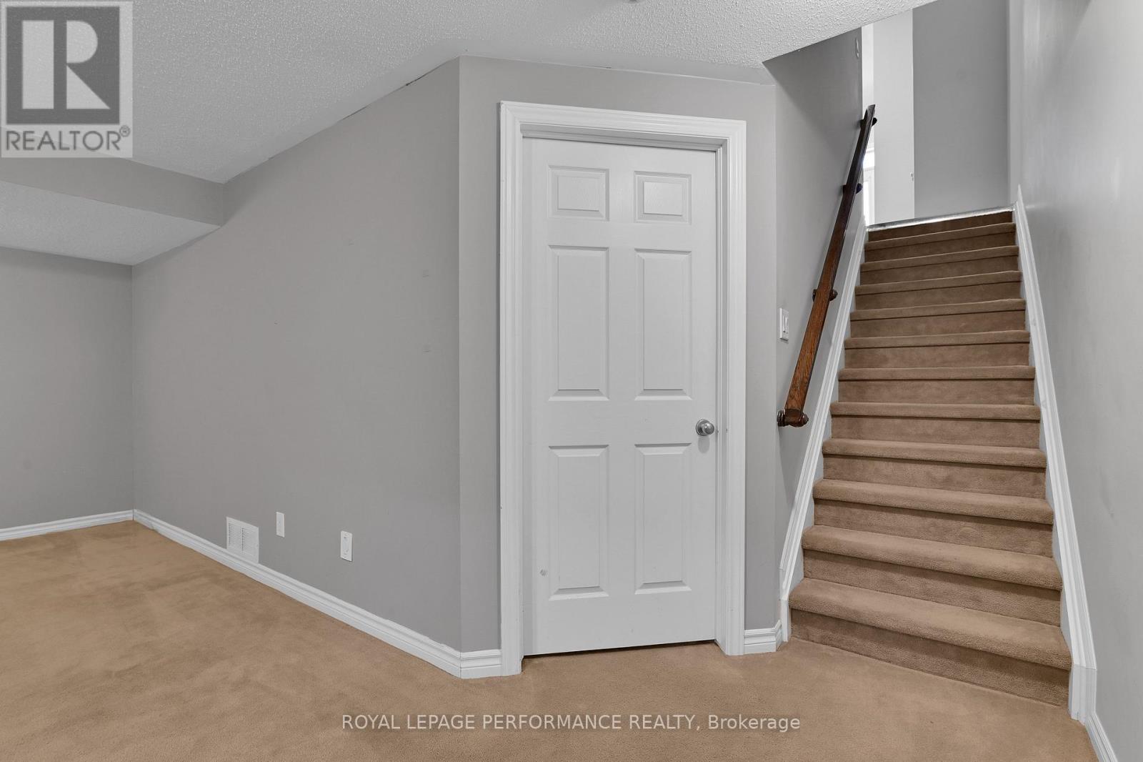 114 Mojave Crescent, Ottawa, Ontario  K2S 0H3 - Photo 29 - X12669034