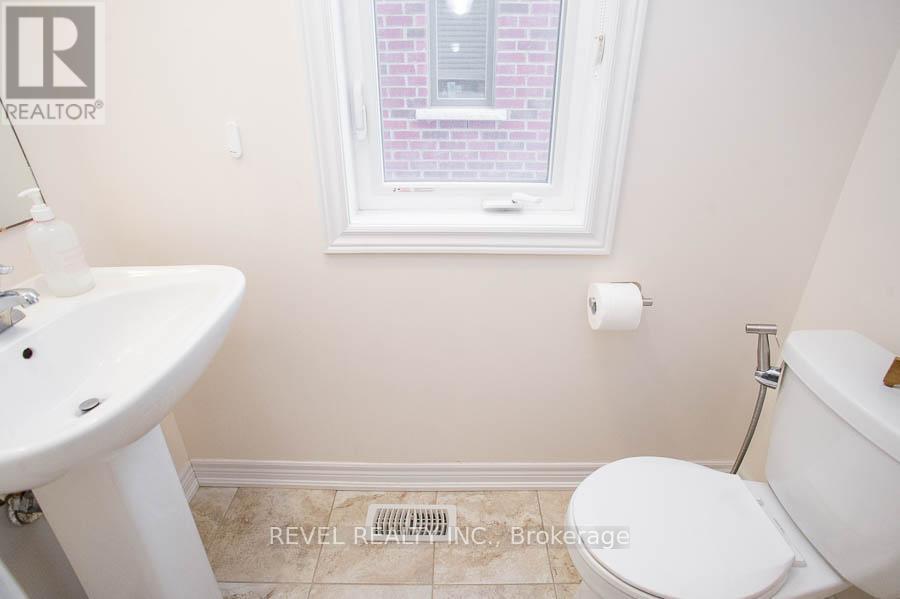 49 - 77 Diana Avenue, Brantford, Ontario  N3T 0R6 - Photo 4 - X12668730