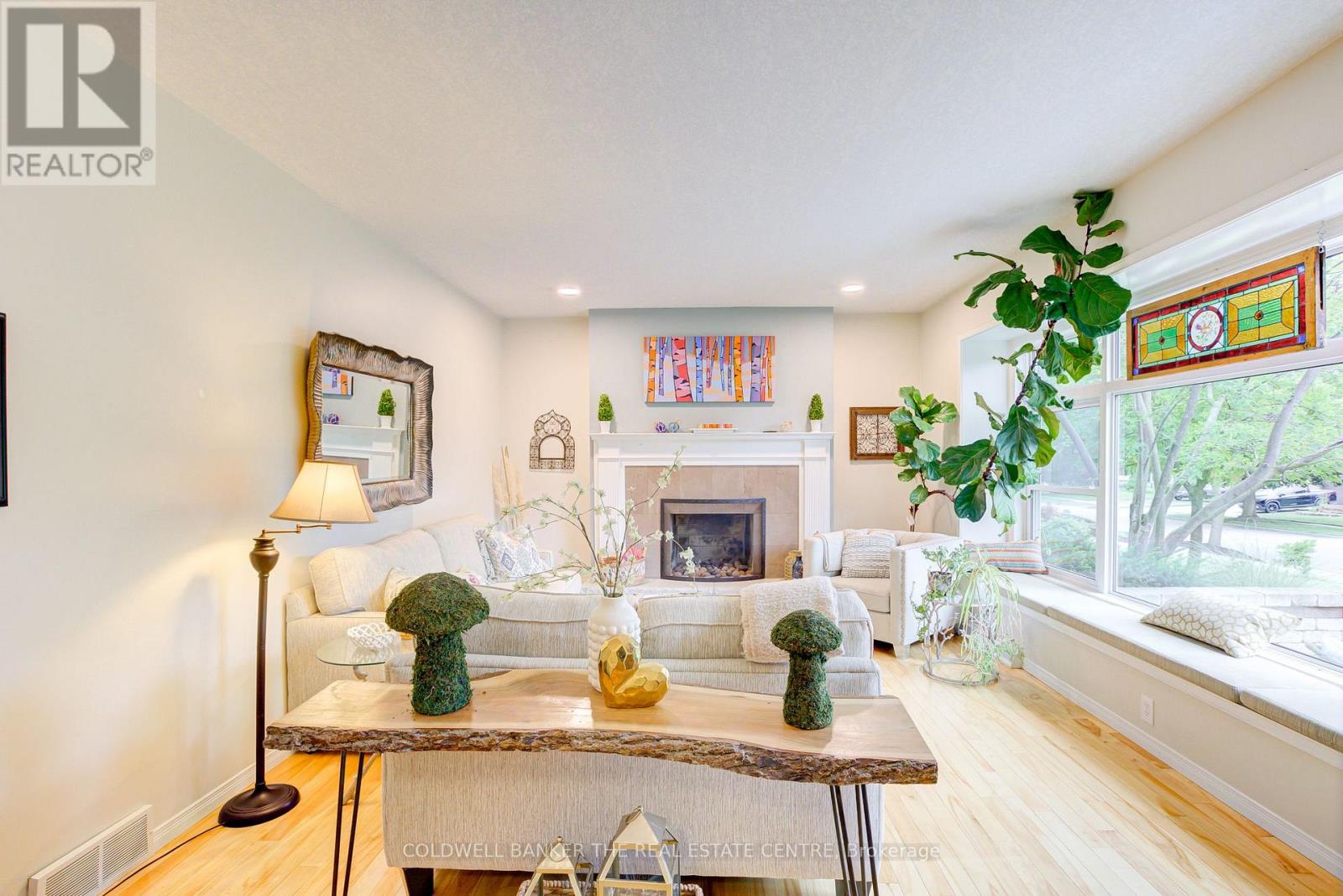 83 Inwood Crescent, Kitchener, Ontario  N2M 2L9 - Photo 8 - X12668802