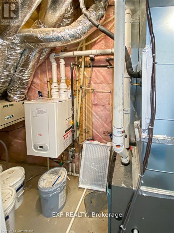 6 Ritchie Lane, Hamilton, Ontario  L9G 0H2 - Photo 22 - X12668856