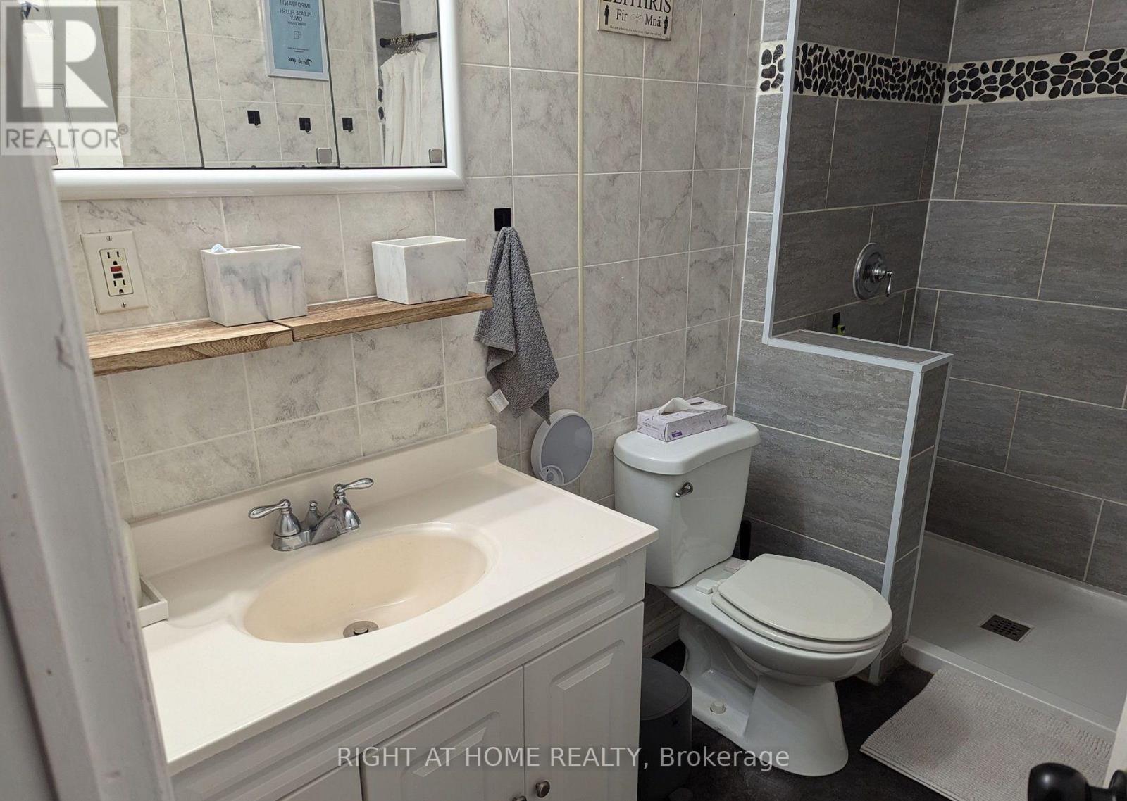 521 Mccool Street, Mattawa, Ontario  P0H 1V0 - Photo 15 - X12668862