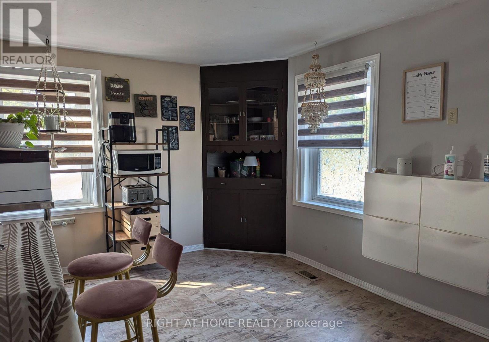 521 Mccool Street, Mattawa, Ontario  P0H 1V0 - Photo 2 - X12668862