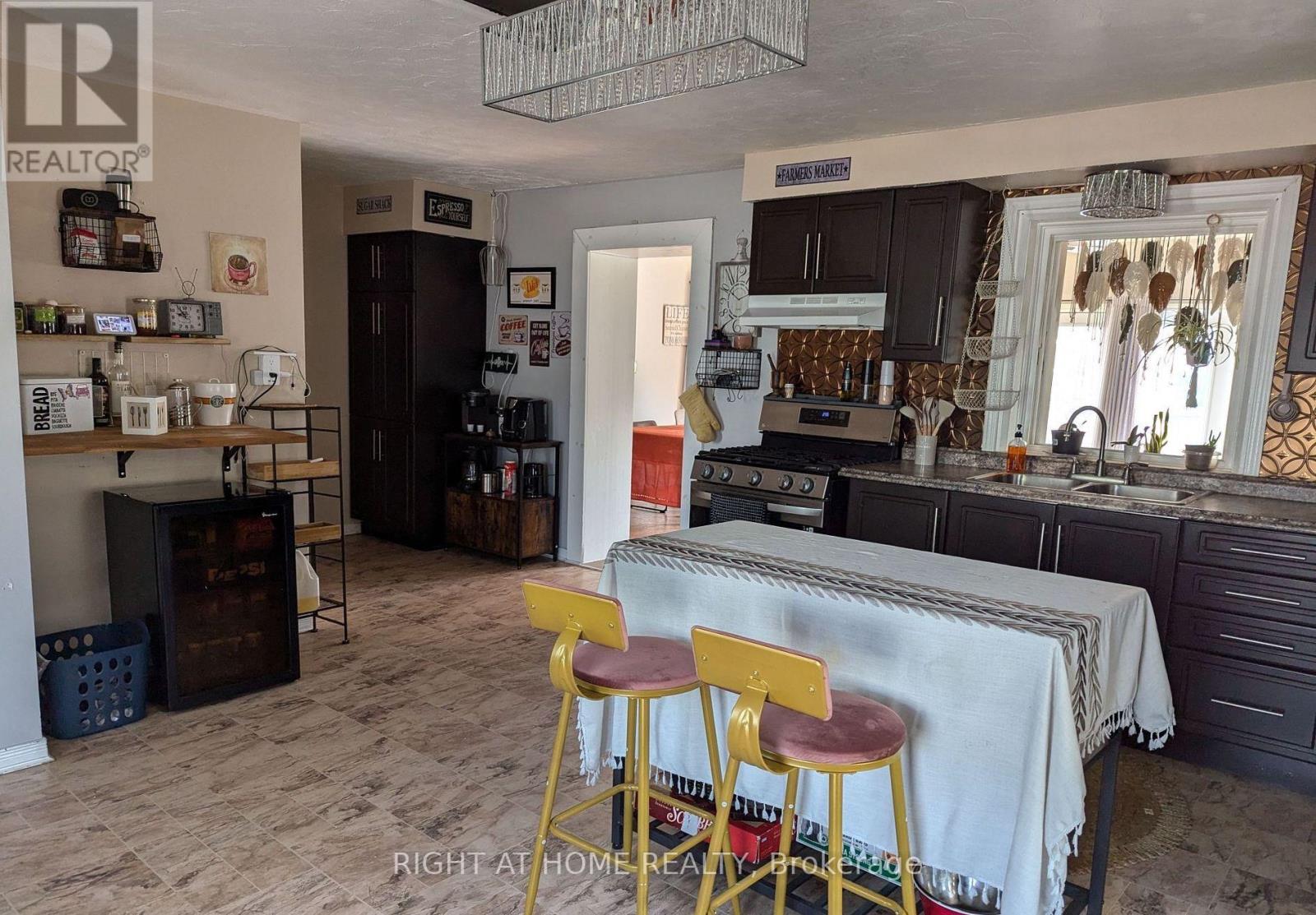 521 Mccool Street, Mattawa, Ontario  P0H 1V0 - Photo 20 - X12668862