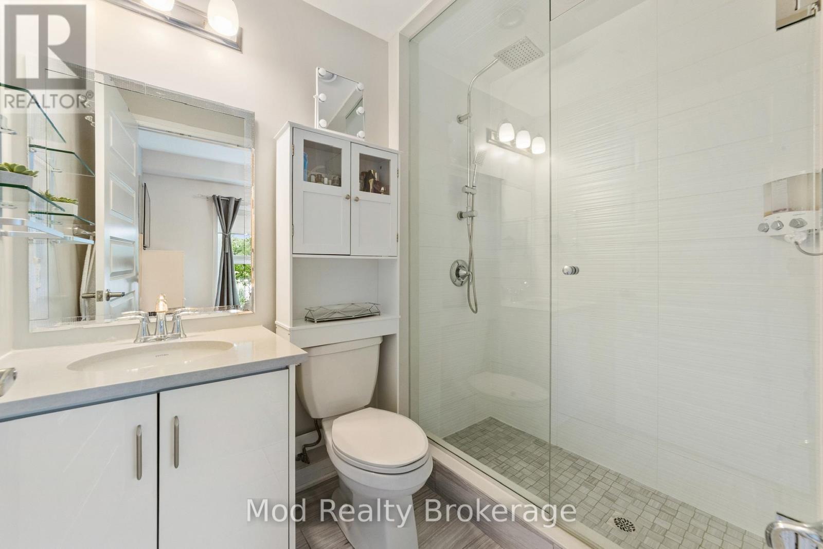 129 - 128 Grovewood Common, Oakville, Ontario  L6H 0X3 - Photo 11 - W12669064
