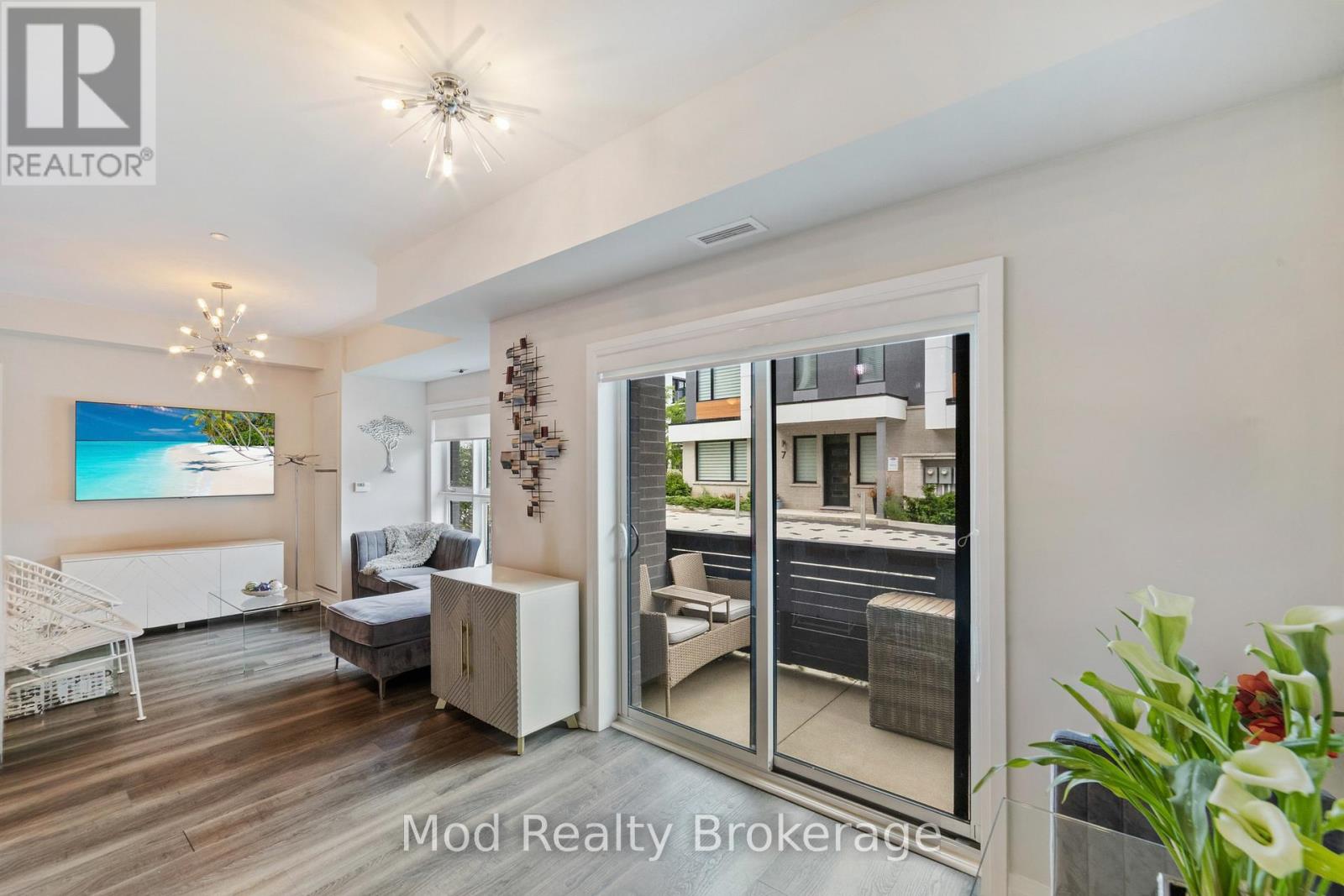 129 - 128 Grovewood Common, Oakville, Ontario  L6H 0X3 - Photo 14 - W12669064