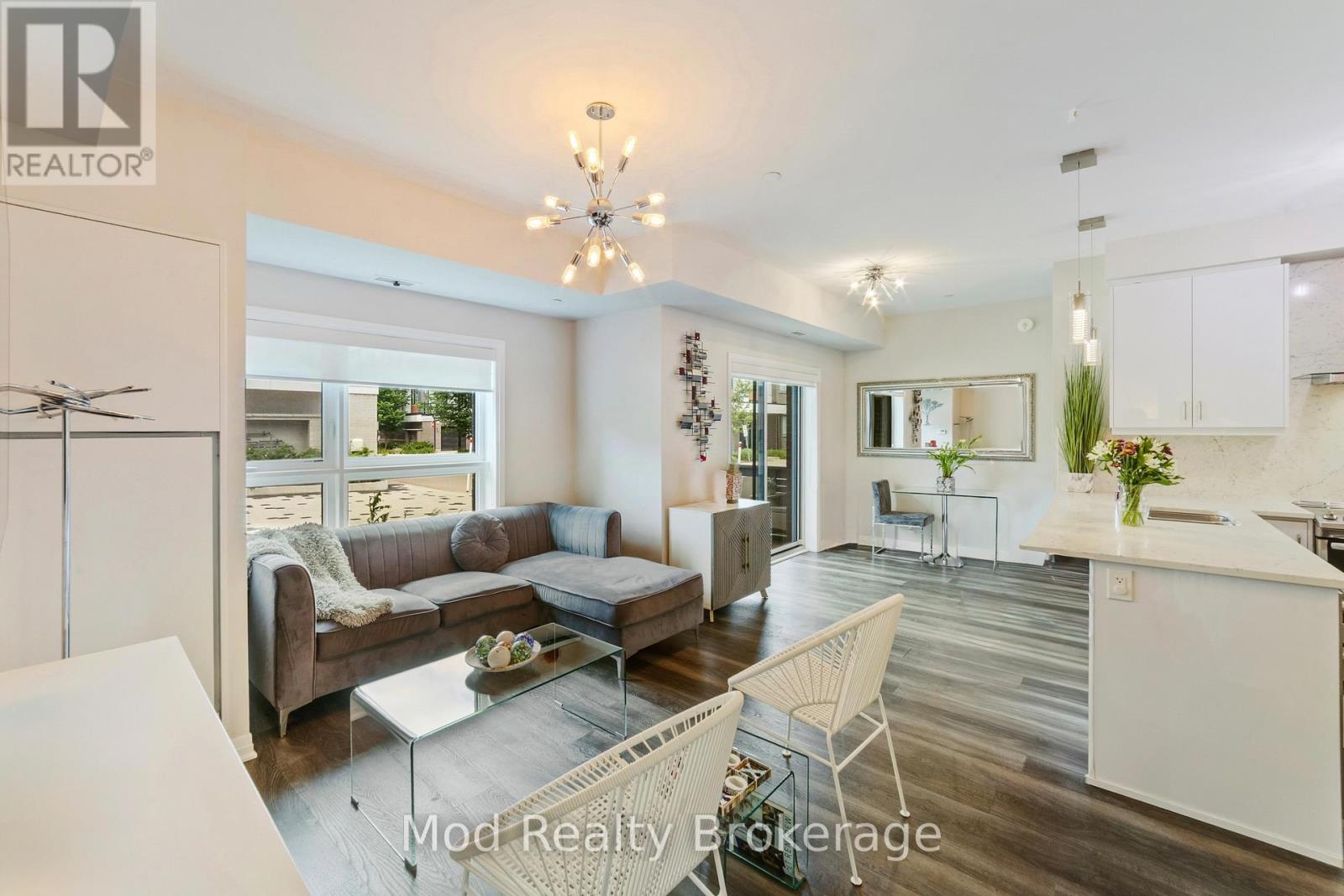 129 - 128 Grovewood Common, Oakville, Ontario  L6H 0X3 - Photo 4 - W12669064