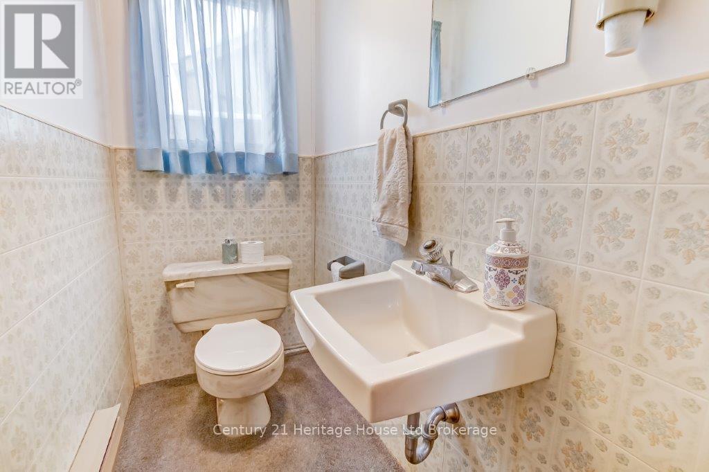 876 Isabel Street, Woodstock, Ontario  N4S 2A8 - Photo 10 - X12669110