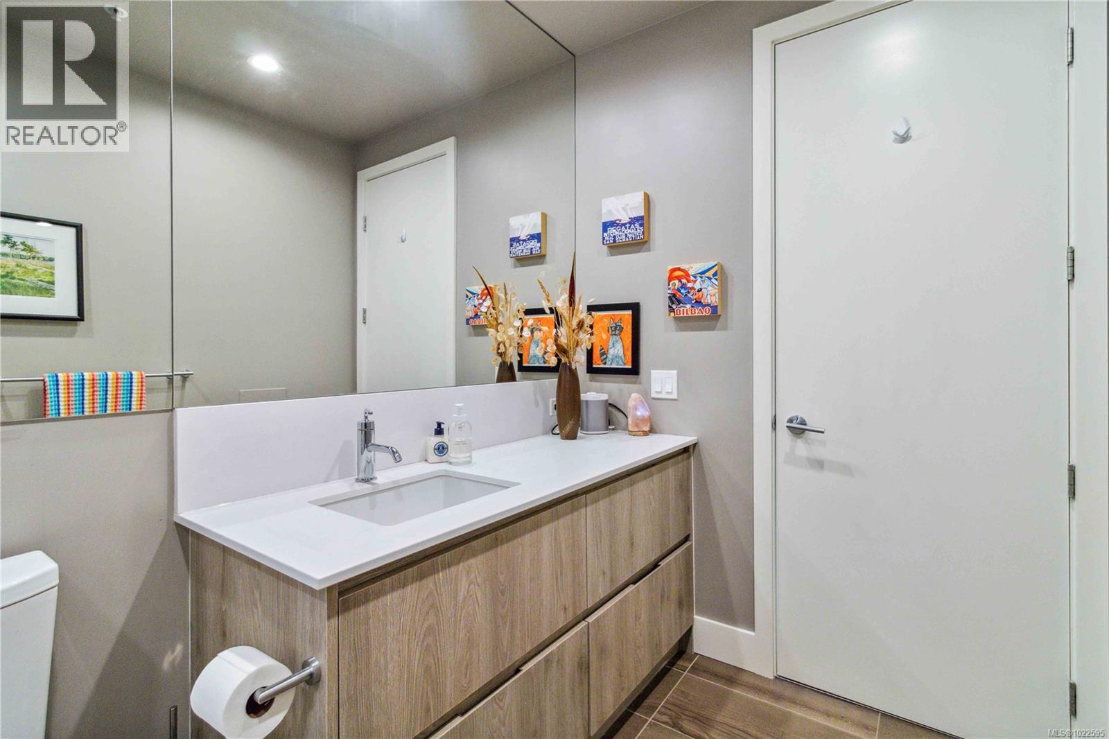 601 501 Park Pl, Esquimalt, British Columbia  V9A 0H3 - Photo 31 - 1022595