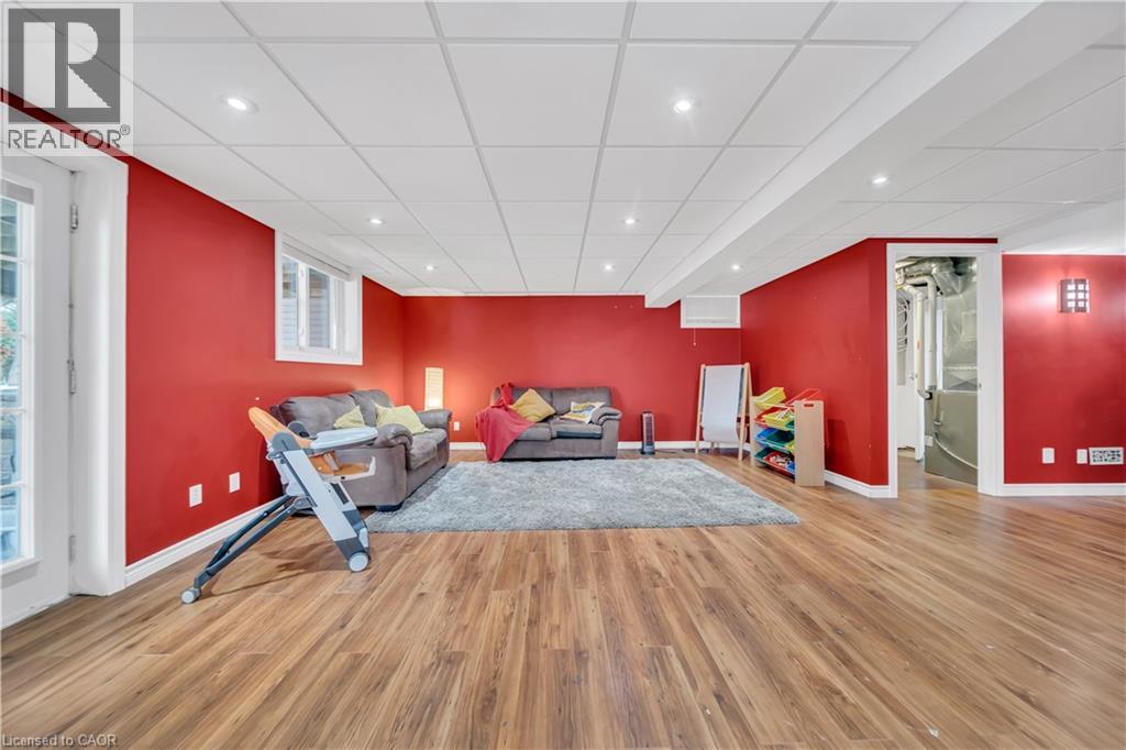 35 Templewood Drive, Kitchener, Ontario  N2R 1K9 - Photo 30 - 40791461