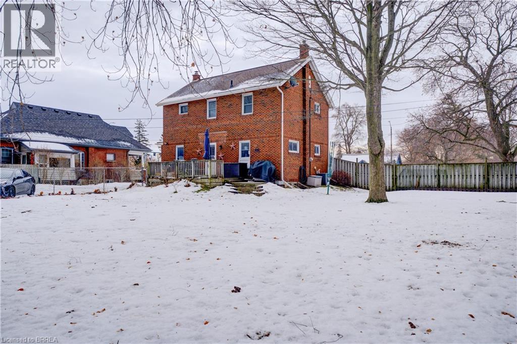 688 Colborne Street, Brantford, Ontario  N3S 3R1 - Photo 11 - 40794964