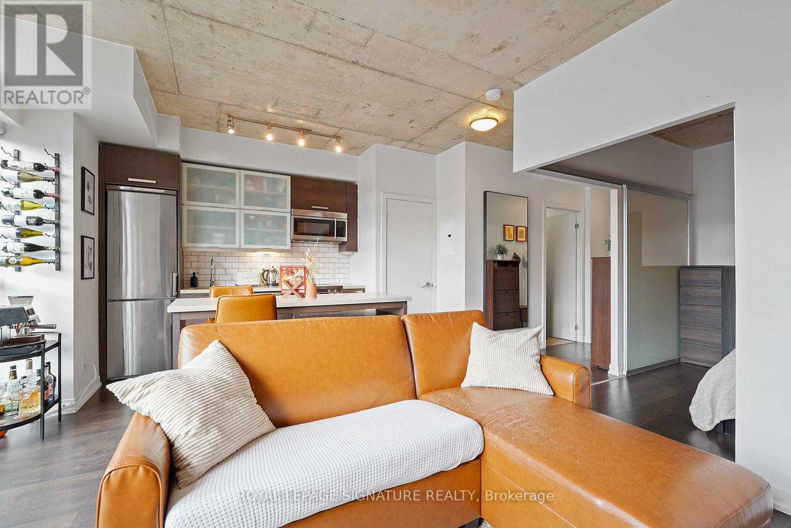 315 - 1205 Queen Street W, Toronto, Ontario  M6K 0B9 - Photo 4 - C12662398