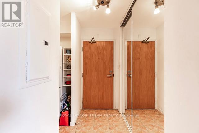 303 - 39 JARVIS STREET, Toronto, Ontario