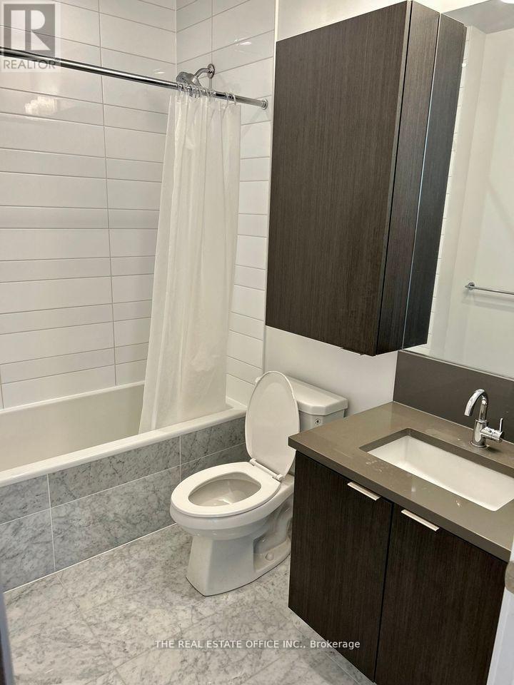 Ph01 - 38 Iannuzzi Street, Toronto, Ontario  M5V 0S2 - Photo 15 - C12668916