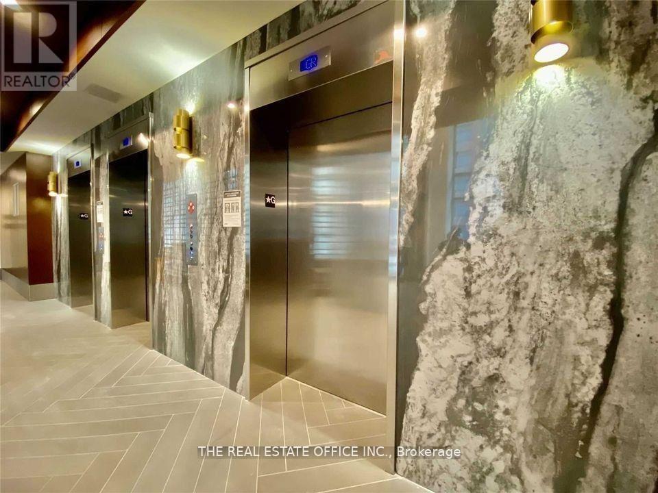 Ph01 - 38 Iannuzzi Street, Toronto, Ontario  M5V 0S2 - Photo 23 - C12668916