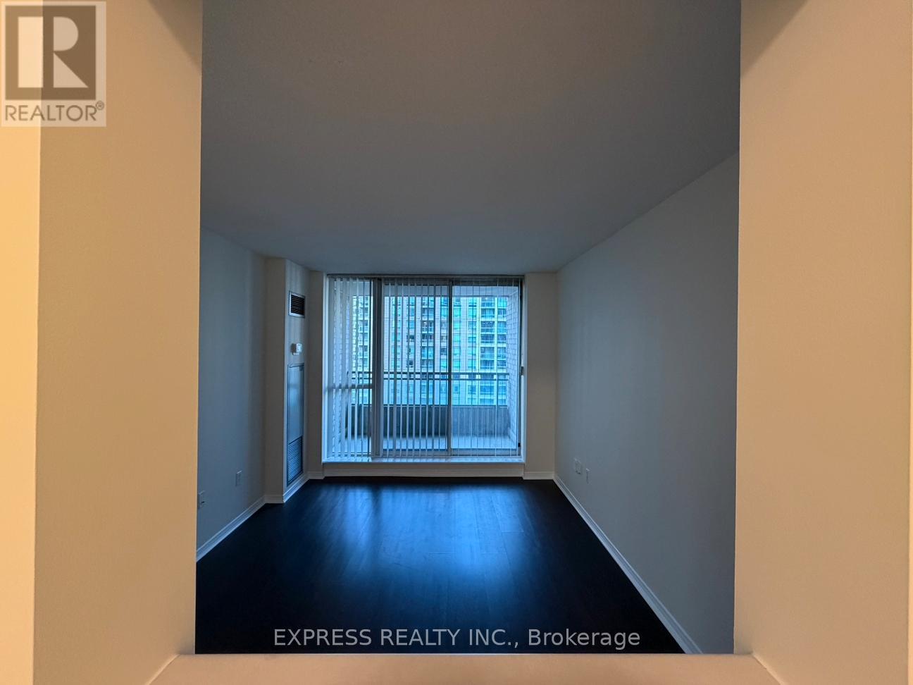 1005 - 29 Pemberton Avenue, Toronto, Ontario  M2M 4L5 - Photo 3 - C12669044