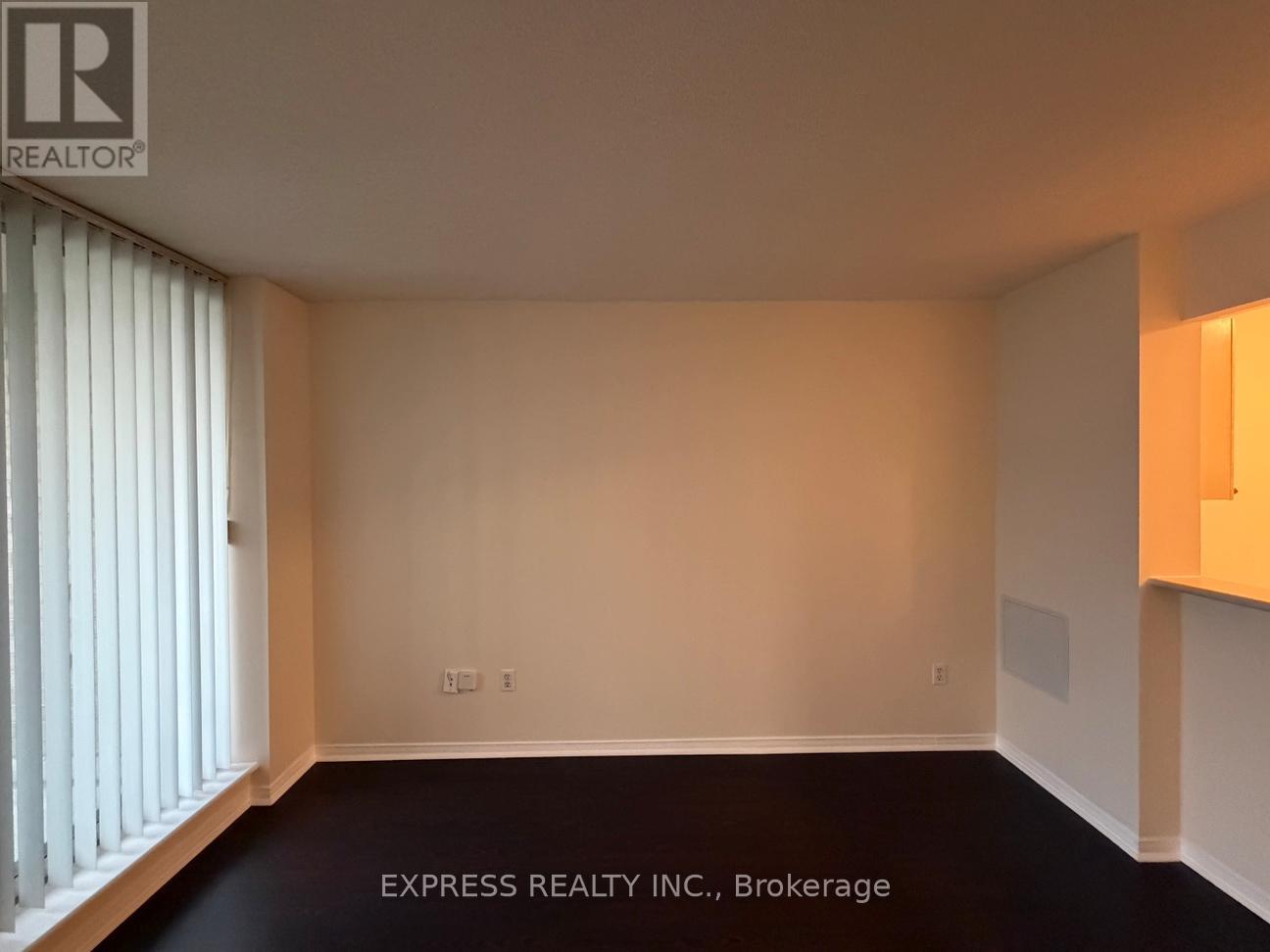 1005 - 29 Pemberton Avenue, Toronto, Ontario  M2M 4L5 - Photo 5 - C12669044