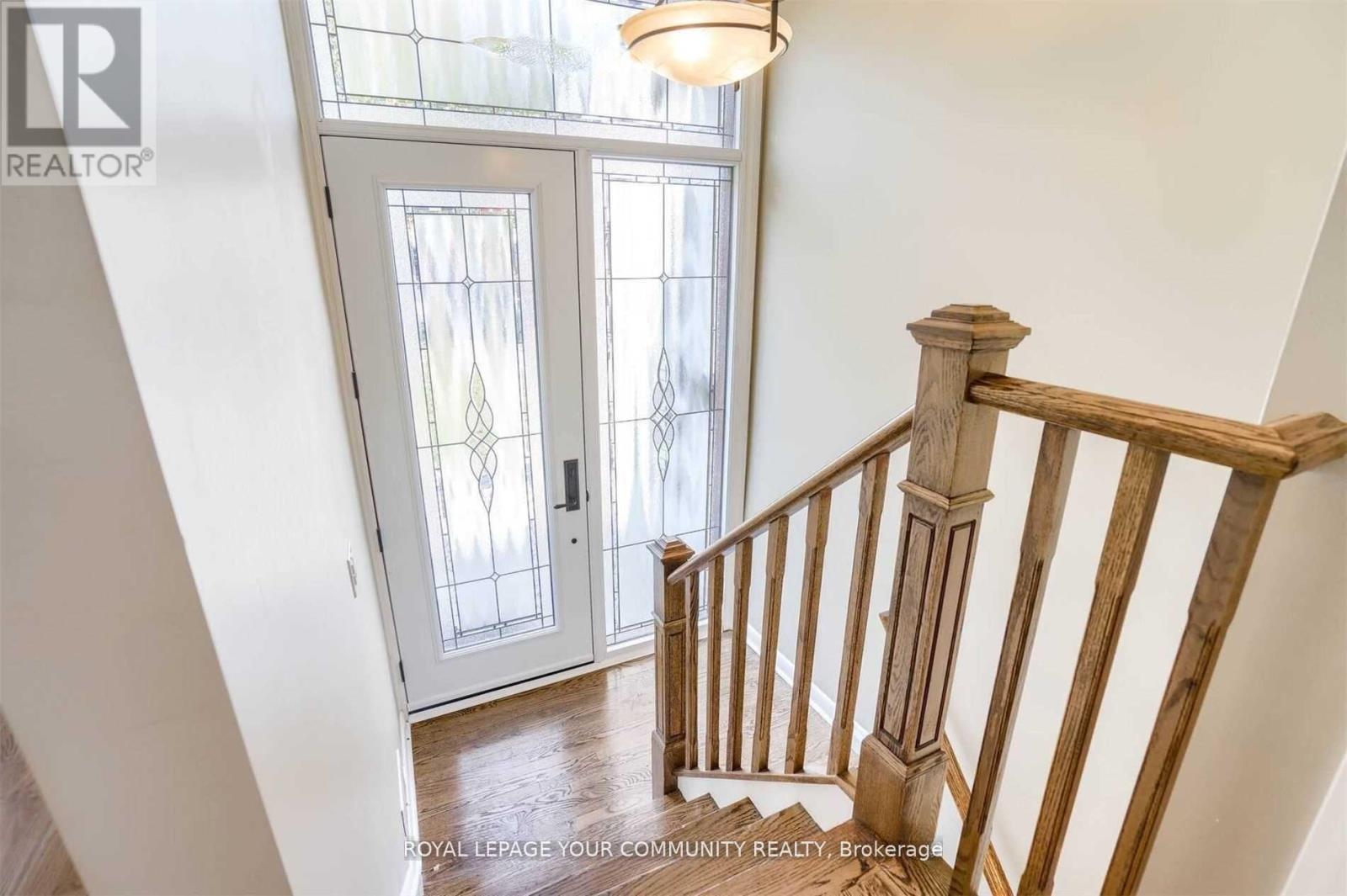 1 Yewfield Crescent, Toronto, Ontario  M3B 2Y4 - Photo 35 - C12669140