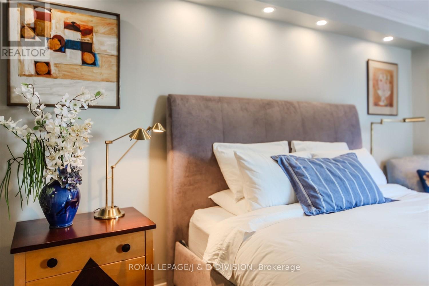 1607 - 298 Jarvis Street, Toronto, Ontario  M5B 2M4 - Photo 17 - C12669160