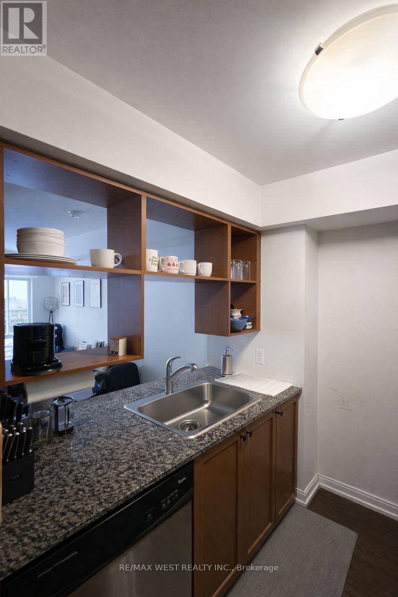 1306 - 151 Village Green Square, Toronto, Ontario  M1S 0K5 - Photo 9 - E12668360