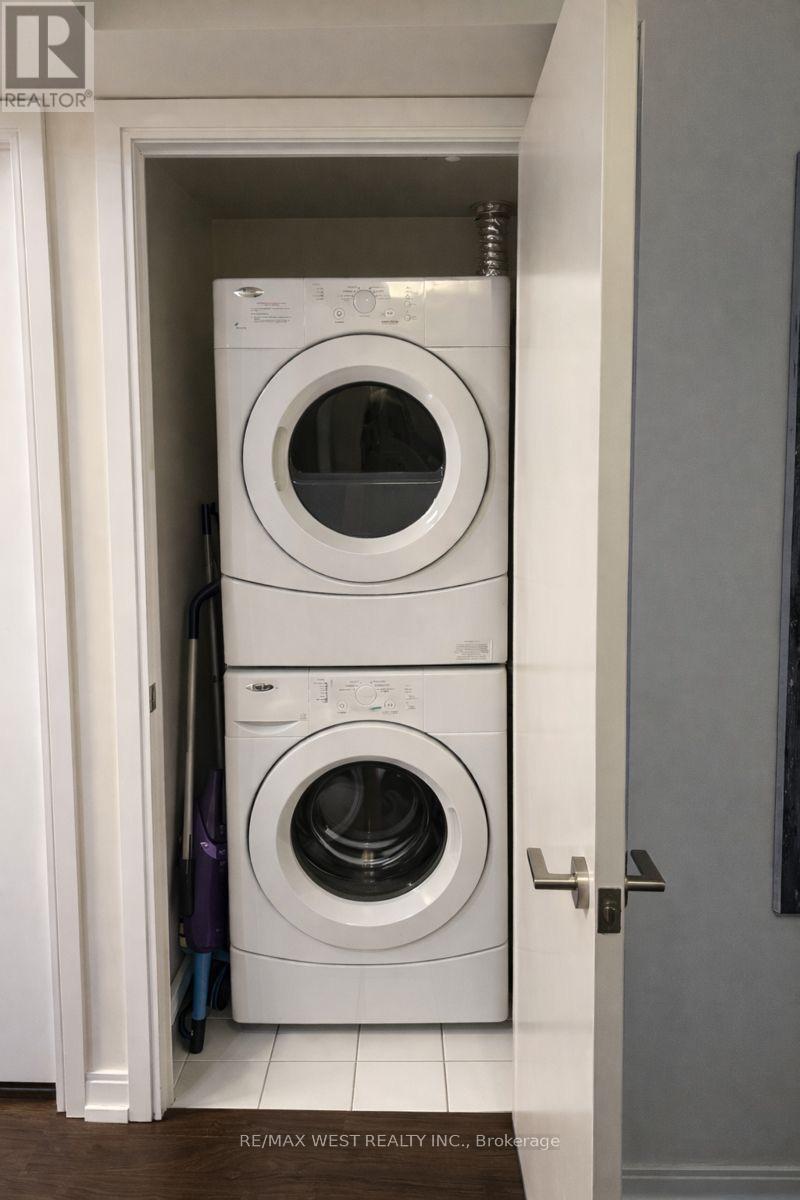 1306 - 151 Village Green Square, Toronto, Ontario  M1S 0K5 - Photo 12 - E12668360