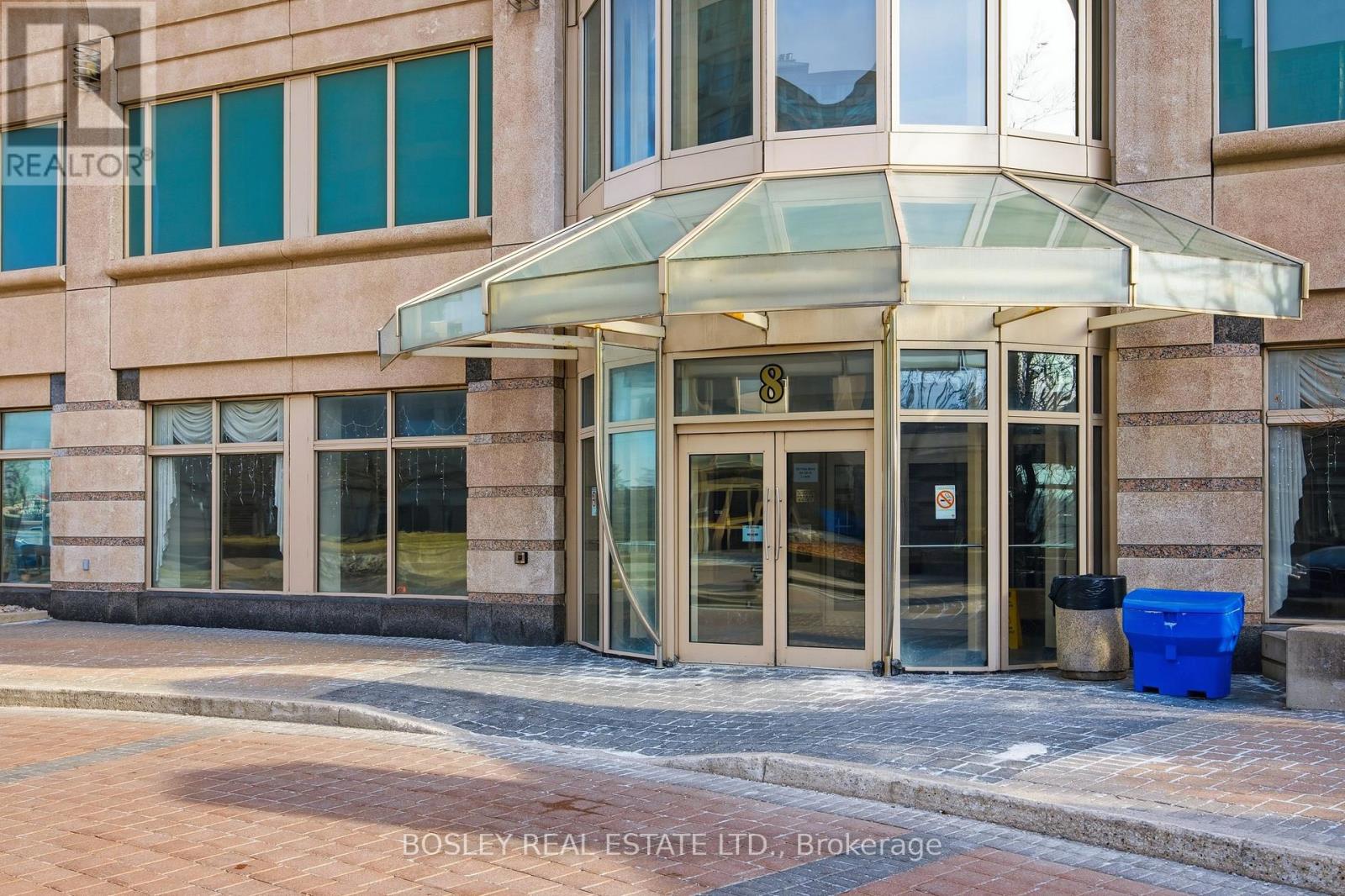 1711 - 8 Lee Centre Drive, Toronto, Ontario  M1H 3H8 - Photo 2 - E12666318