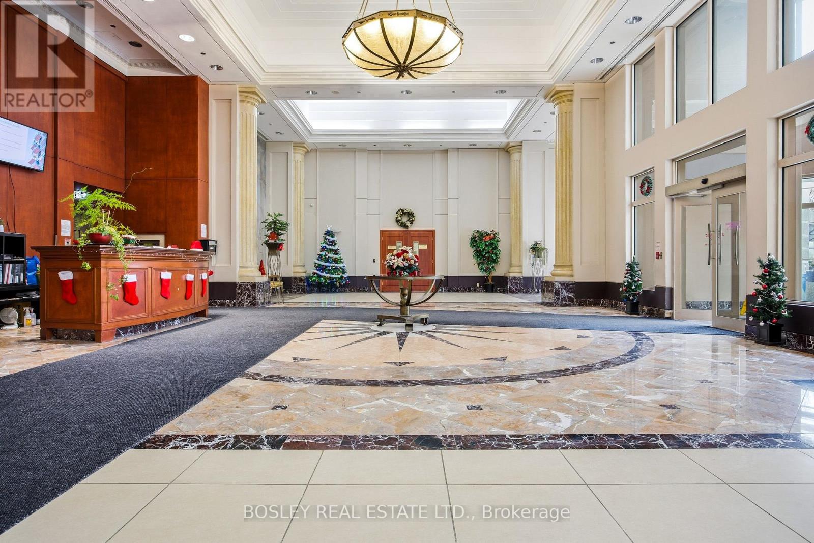 1711 - 8 Lee Centre Drive, Toronto, Ontario  M1H 3H8 - Photo 4 - E12666318