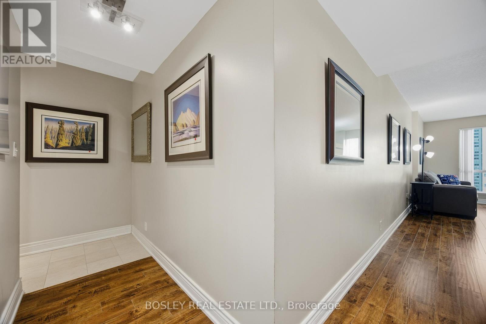 1711 - 8 Lee Centre Drive, Toronto, Ontario  M1H 3H8 - Photo 7 - E12666318