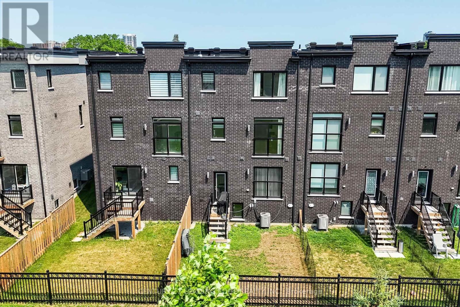 1362 Gull Crossing N, Pickering, Ontario  L1W 0B7 - Photo 7 - E12668956