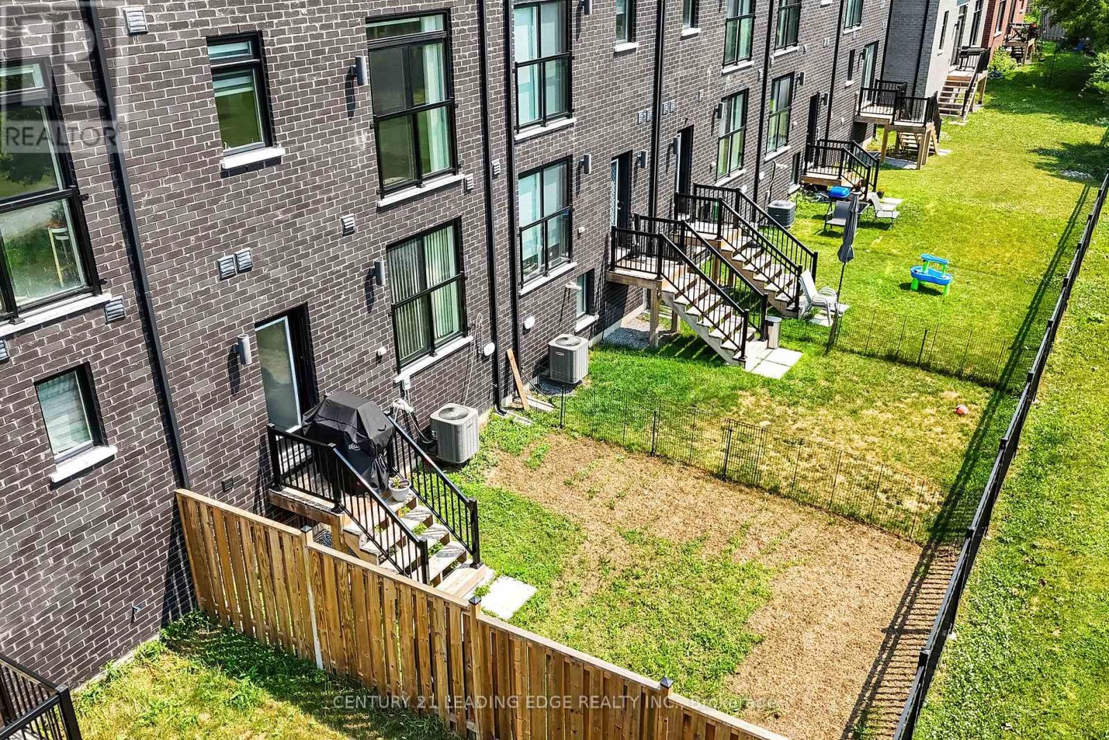 1362 Gull Crossing N, Pickering, Ontario  L1W 0B7 - Photo 8 - E12668956