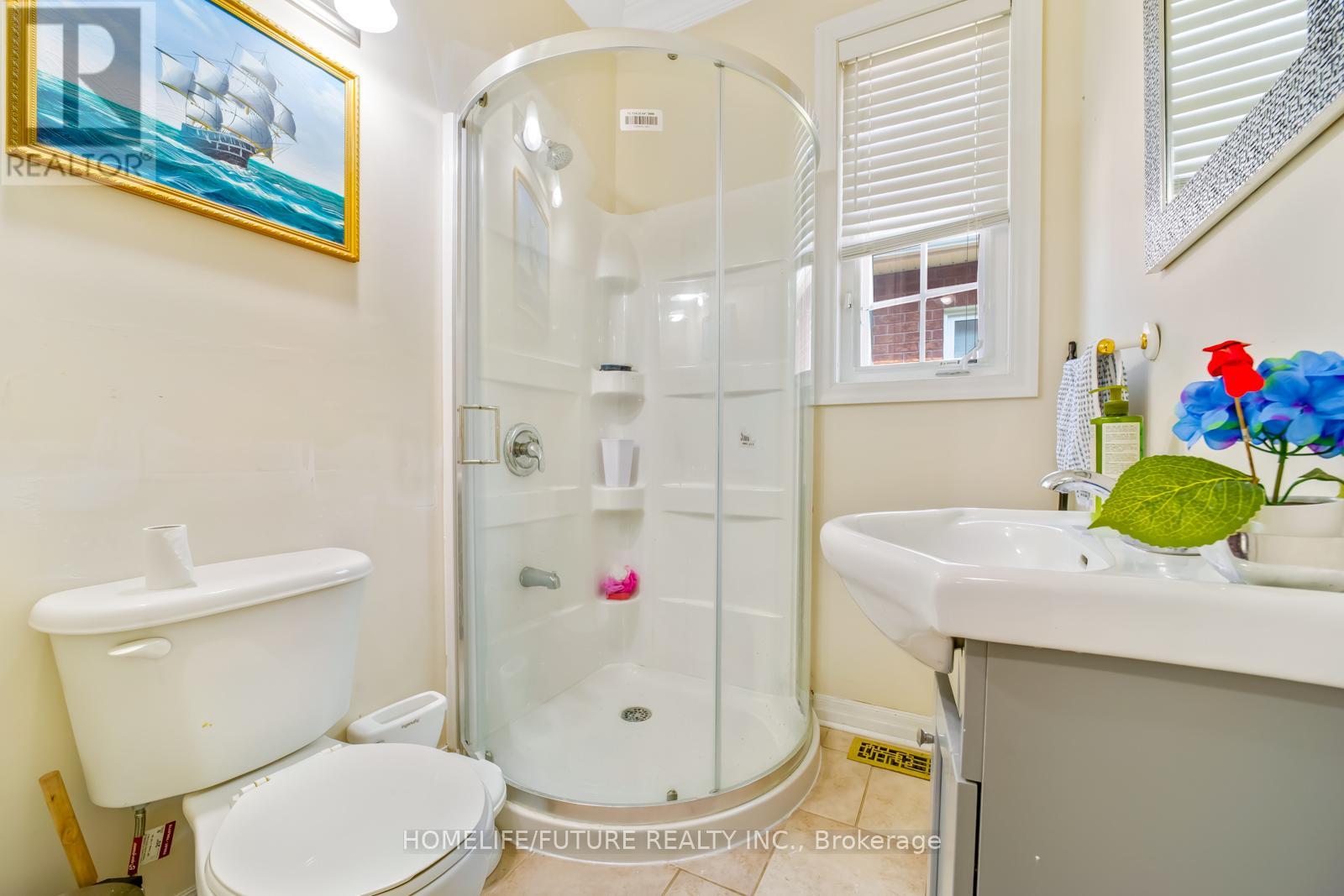 1626 Chilliwack Street, Oshawa, Ontario  L1K 0C4 - Photo 9 - E12669090