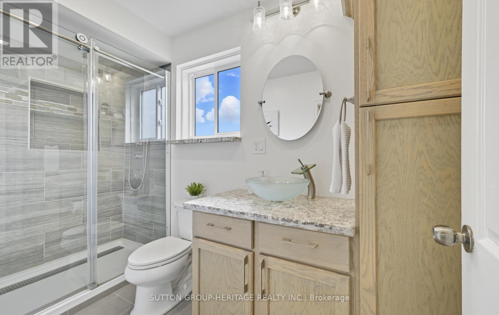 823 Rowena Street, Oshawa, Ontario  L1H 4Z6 - Photo 15 - E12669142