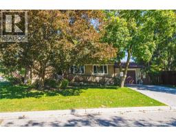1 NORWICH Place, Etobicoke, Ontario