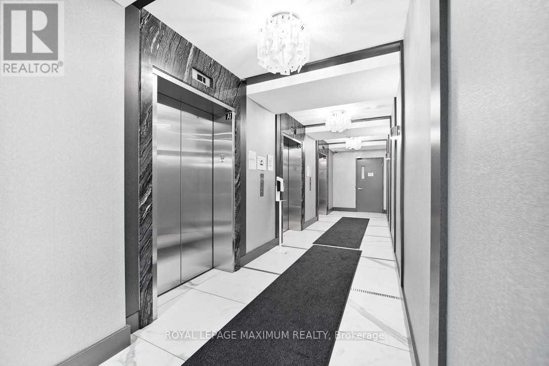 2112 - 3600 Highway 7 Road, Vaughan, Ontario  L4L 0G7 - Photo 12 - N12665350