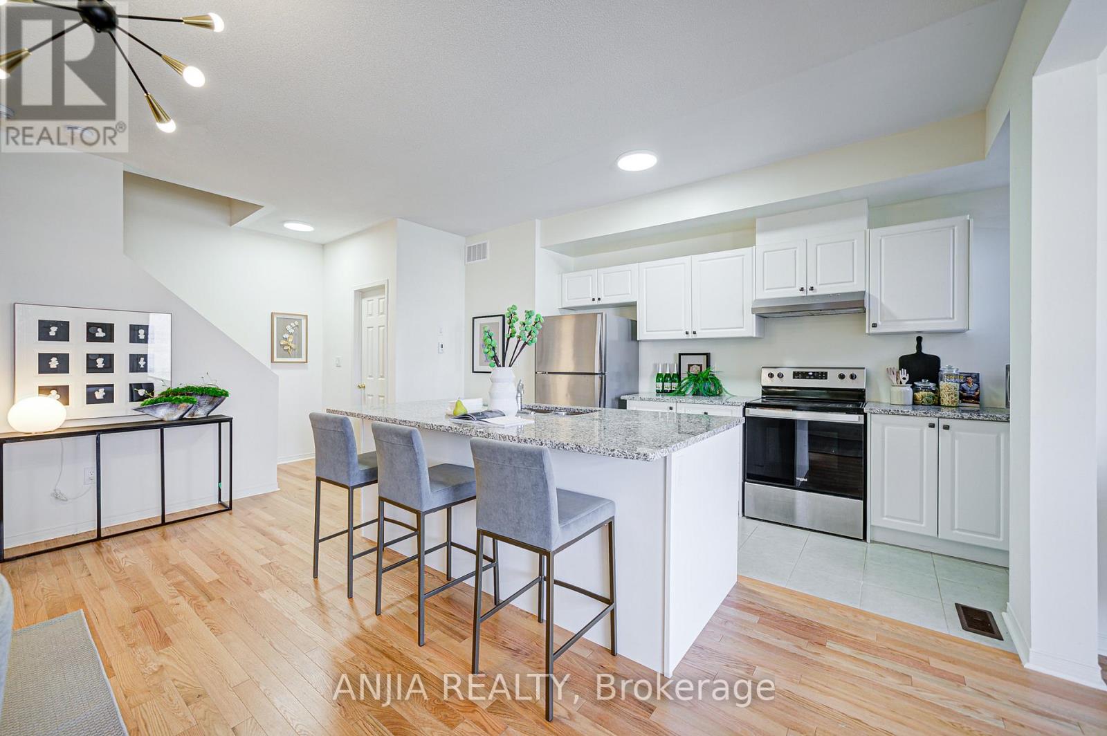 105 Ness Drive, Richmond Hill, Ontario  L4S 0K9 - Photo 16 - N12668942